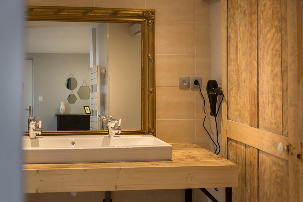 Hotel Spa Le Miel Des Muses บรีฟ-ลา-เกยยาร์ด ภายนอก รูปภาพ