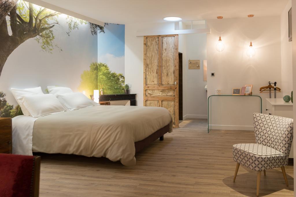 Hotel Spa Le Miel Des Muses บรีฟ-ลา-เกยยาร์ด ภายนอก รูปภาพ