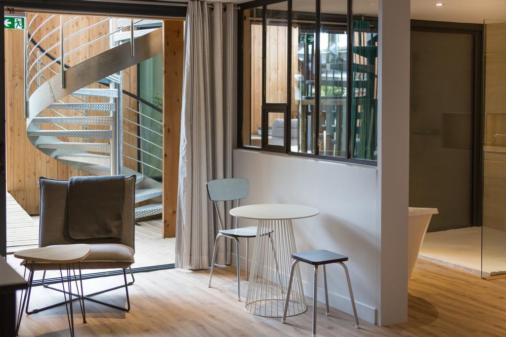 Hotel Spa Le Miel Des Muses บรีฟ-ลา-เกยยาร์ด ภายนอก รูปภาพ